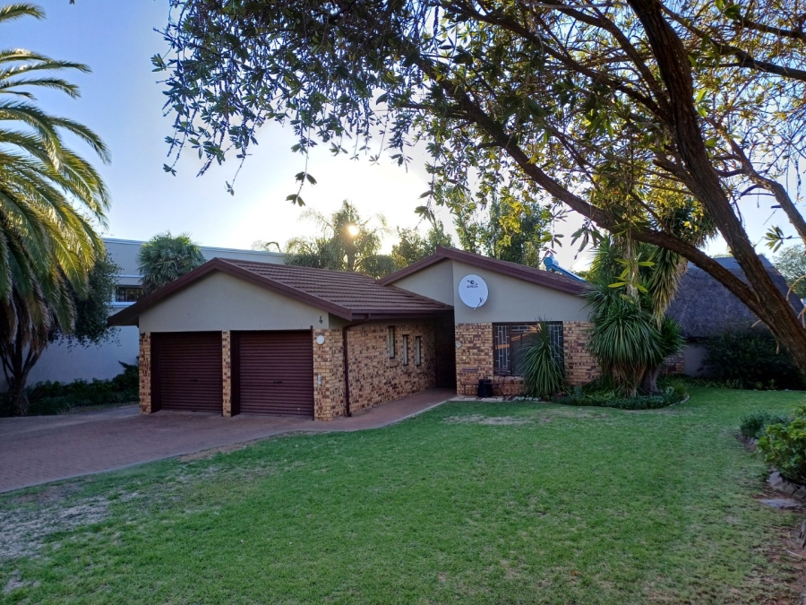 3 Bedroom Property for Sale in Heuwelsig Free State